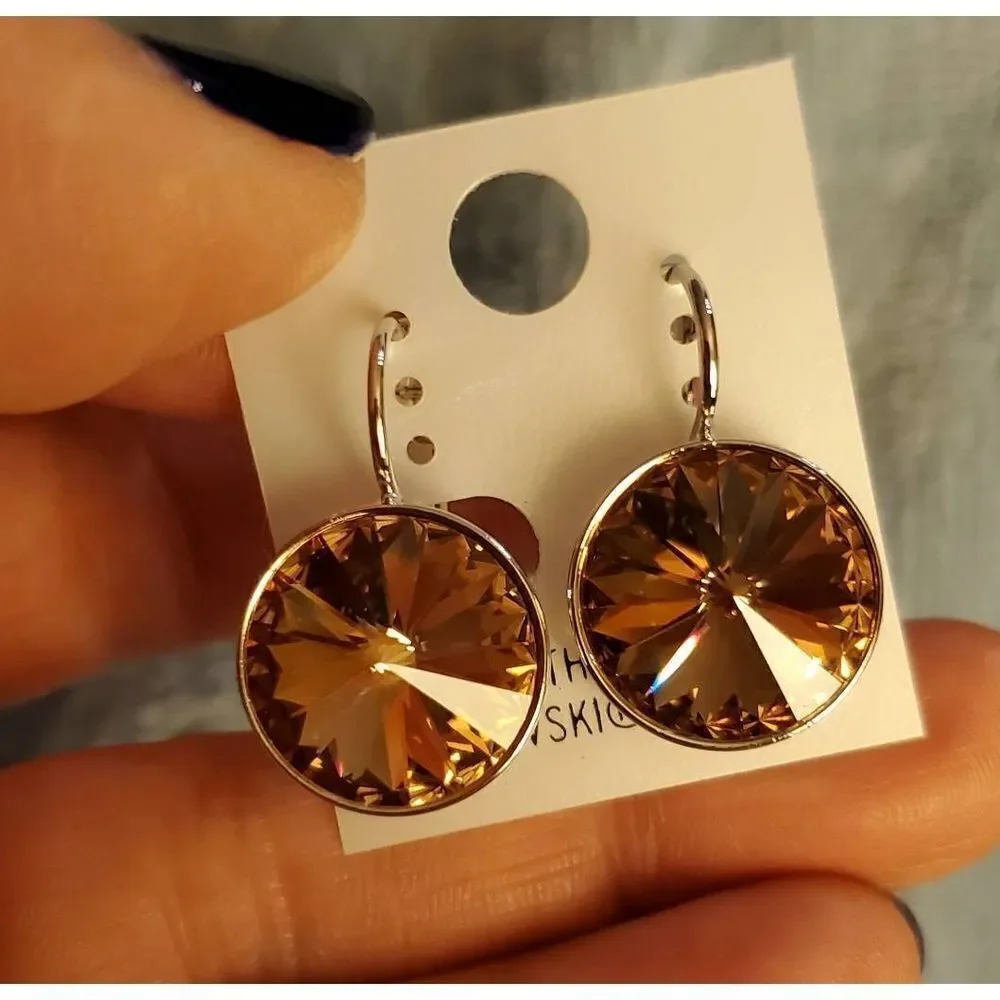 NWT‎ Brown Swarovski Element Earrings 15mm Wedding. Party. New years. Simple.